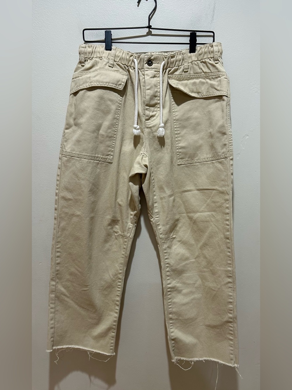 Easel Los Angeles Beige Cargo Wide Leg Utility Pants - Women’s Size Medium